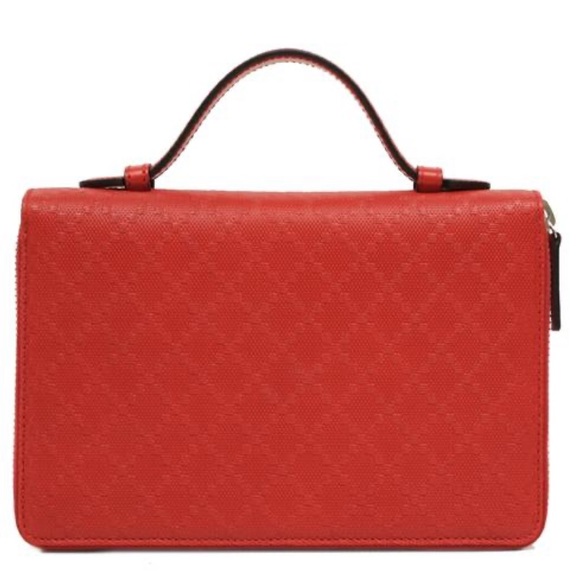 FLASH SALE! Gucci clutch/travel wallet